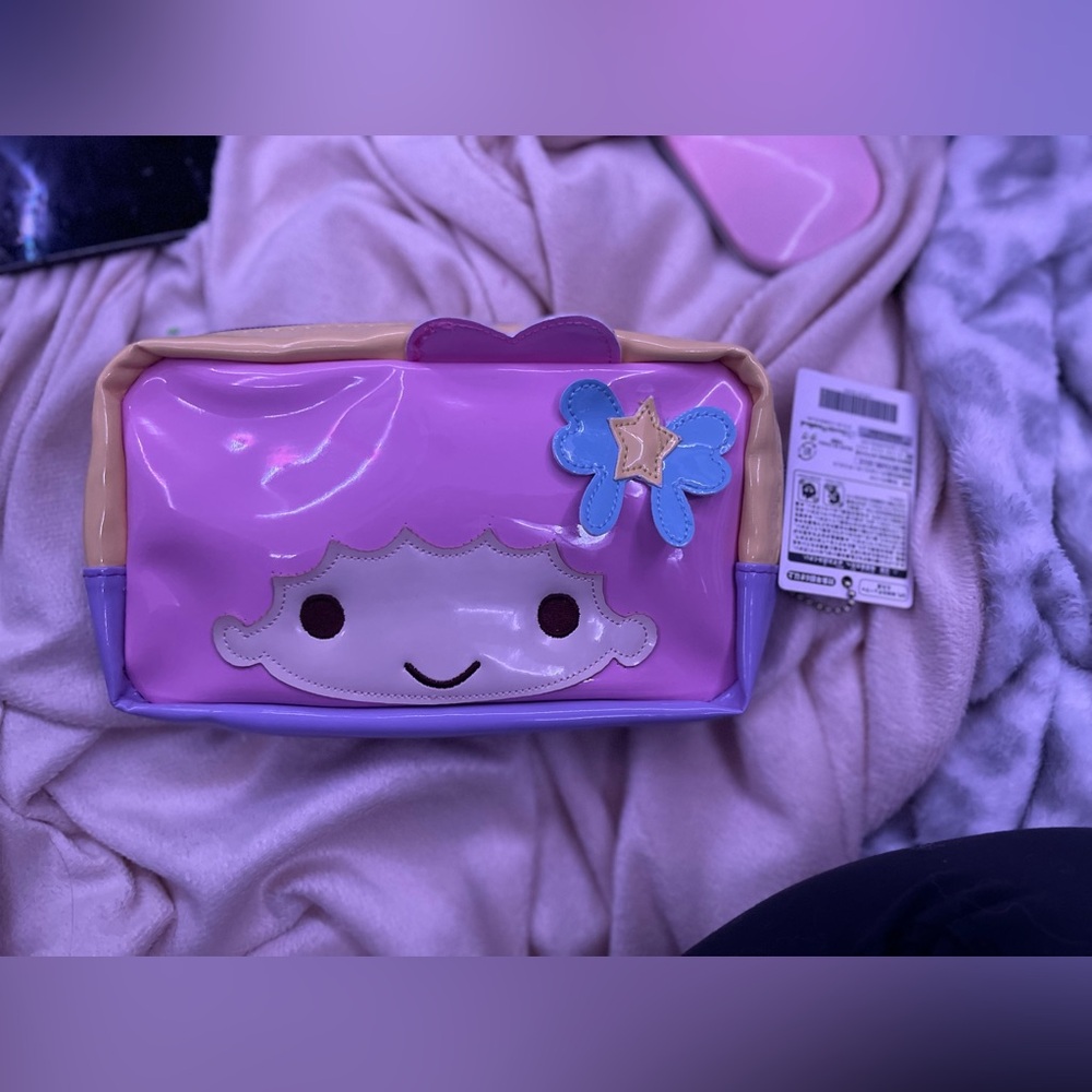 Lala little twin stars makeup bag